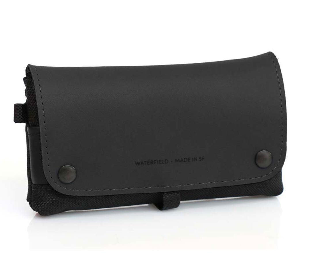 Fundraiser: Waterfield 3DS CitySlicker Leather Case (new, donated)